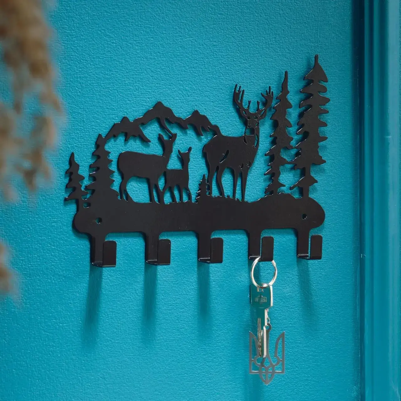 Ключниця настінна металева, 24.5х17см, Колір "чорний", ліс на 5 гачків