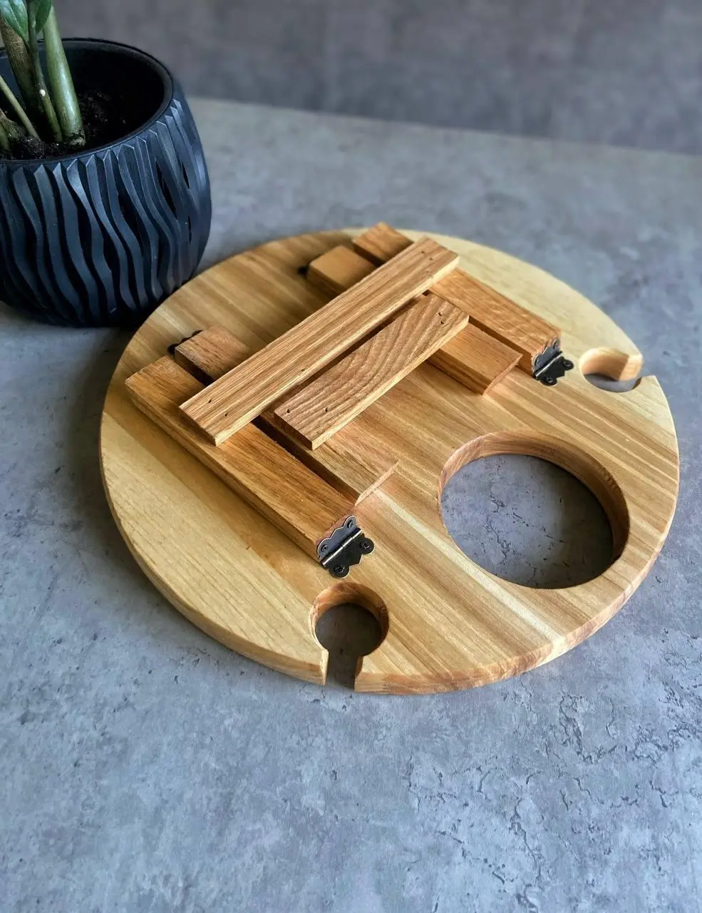 Дерев'яний винний столик D-35 дуб,ясен - 2