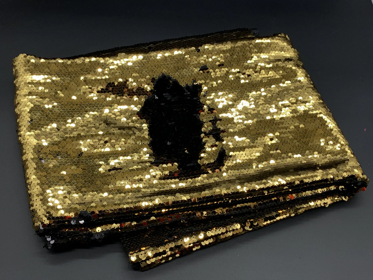 Ткань пайеточная, двусторонняя, Цвет «золотисто-черный» - 2
