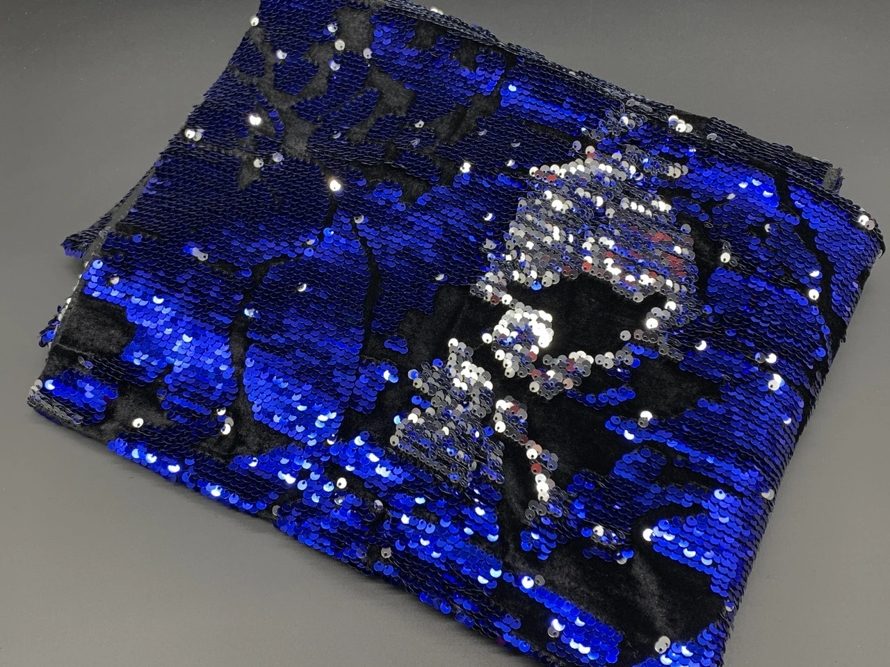 Ткань пайеточная, двусторонняя, Цвет «сине-серебристый» - 2
