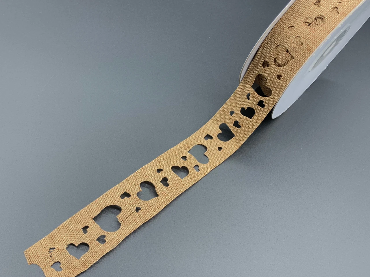 Стрічка декоративна, "Серце", 2,5см, 20м/рул, Колір "коричневий"