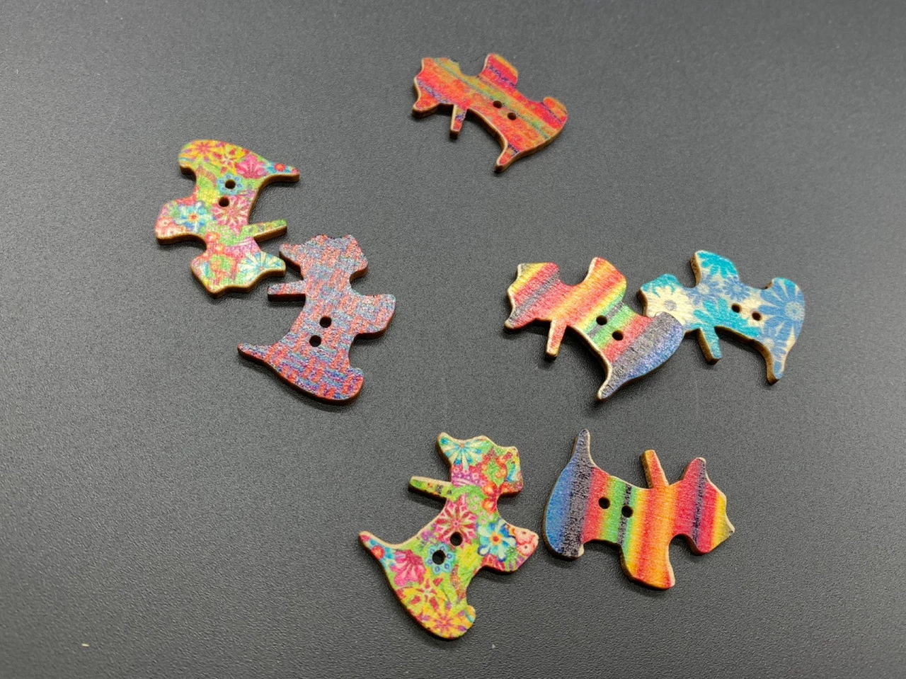 Гудзики дерев'яні декоративні, Песик, 28х20мм, Колір "різнокольоровий" - 2