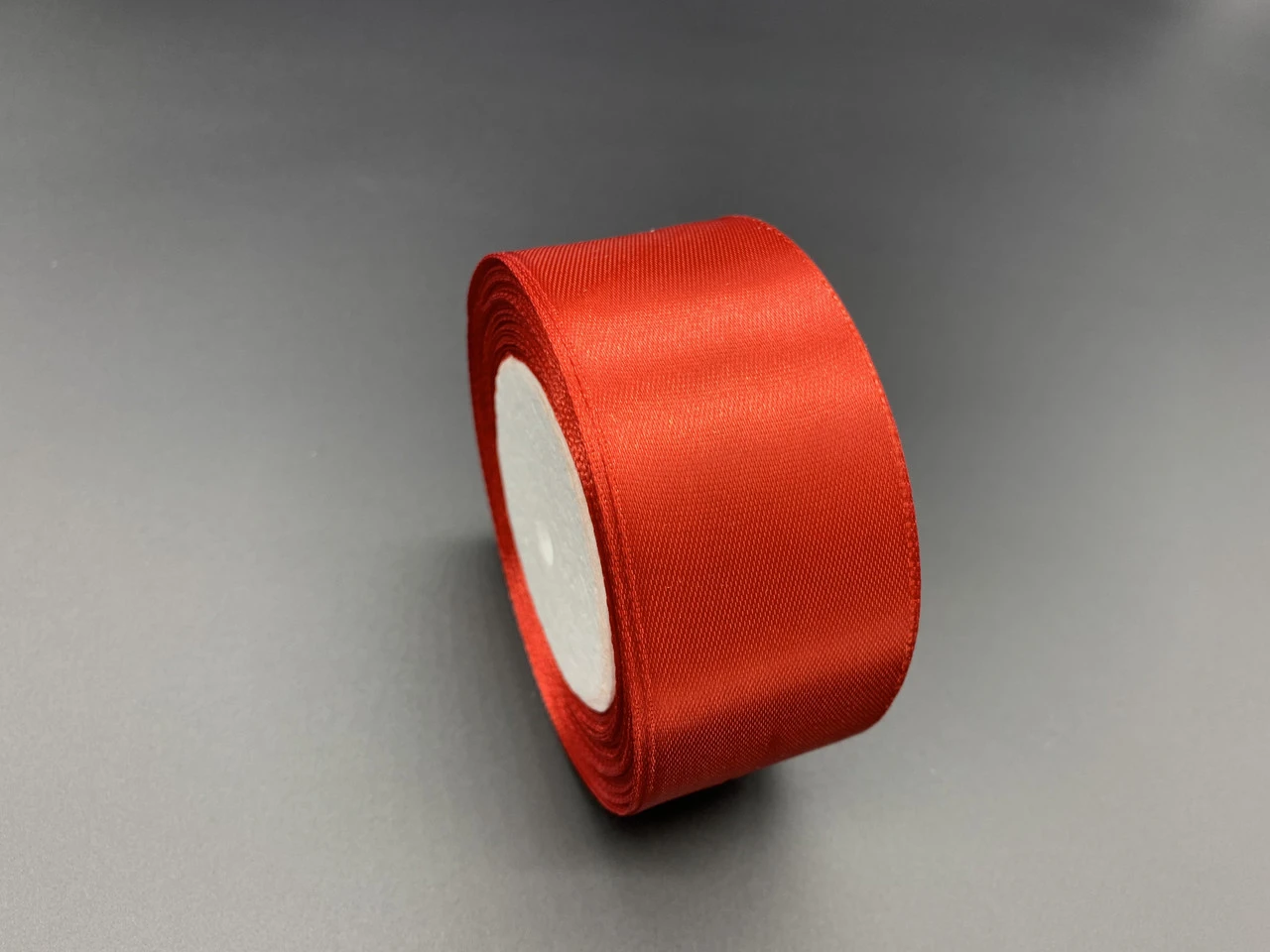 Стрічка атласна декоративна, 4см, 23м/рул, Колір "червоний"
