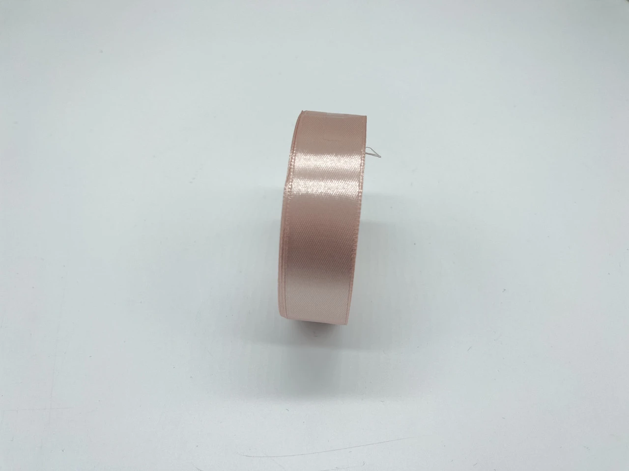 Стрічка атласна декоративна, 2,5см, 23м/рул, Колір "пудра"