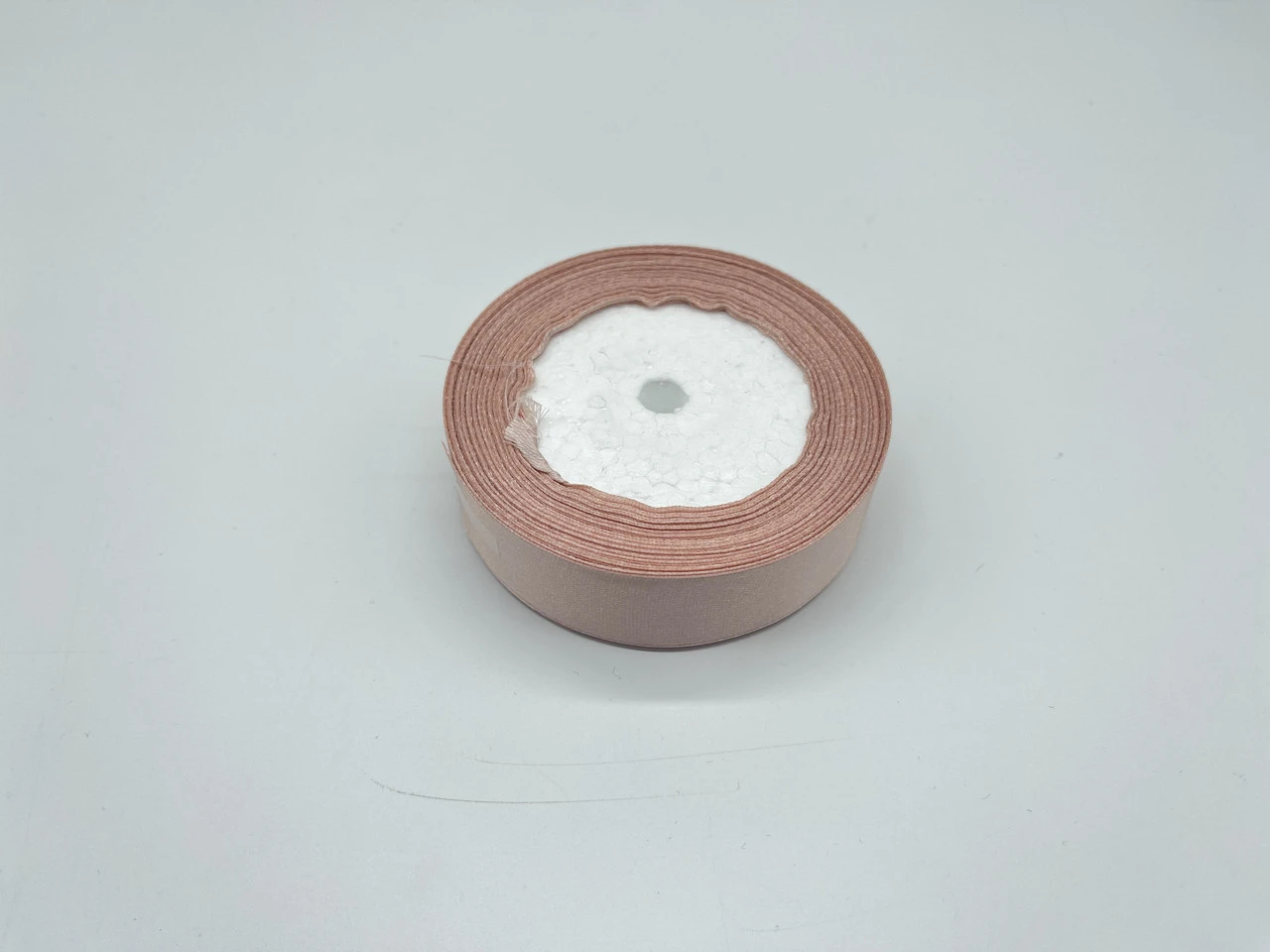 Стрічка атласна декоративна, 2,5см, 23м/рул, Колір "пудра" - 2