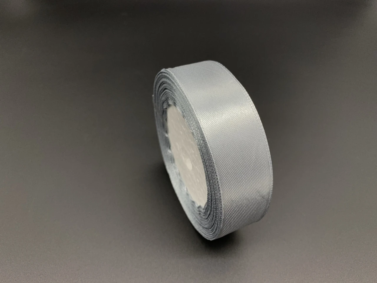 Стрічка атласна декоративна, 2,5см, 23м/рул, Колір "срібло"