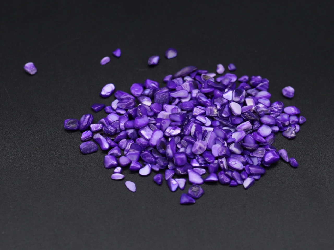 Камінчик декоративний, подріблений, полірований, 100 грам, Колір "фіолетовий"