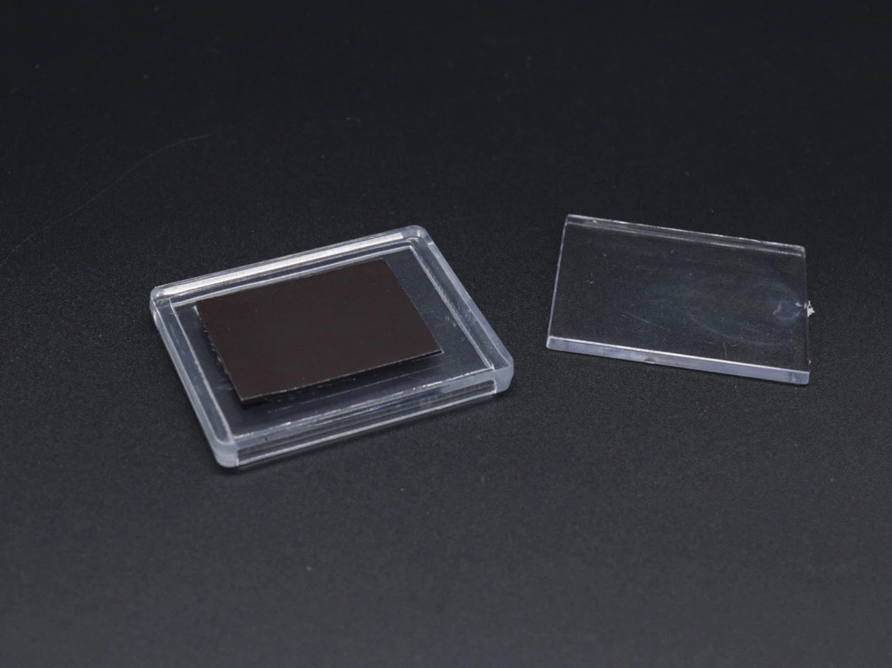 Акриловая заготовка с магнитом для фото, 40х52мм - 2