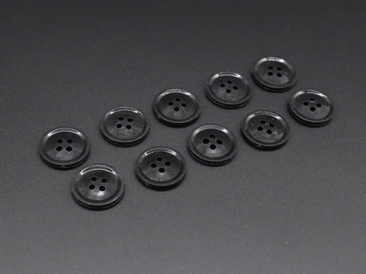 Гудзики пластикові, Квіти, 20мм, Колір "чорний" - 2