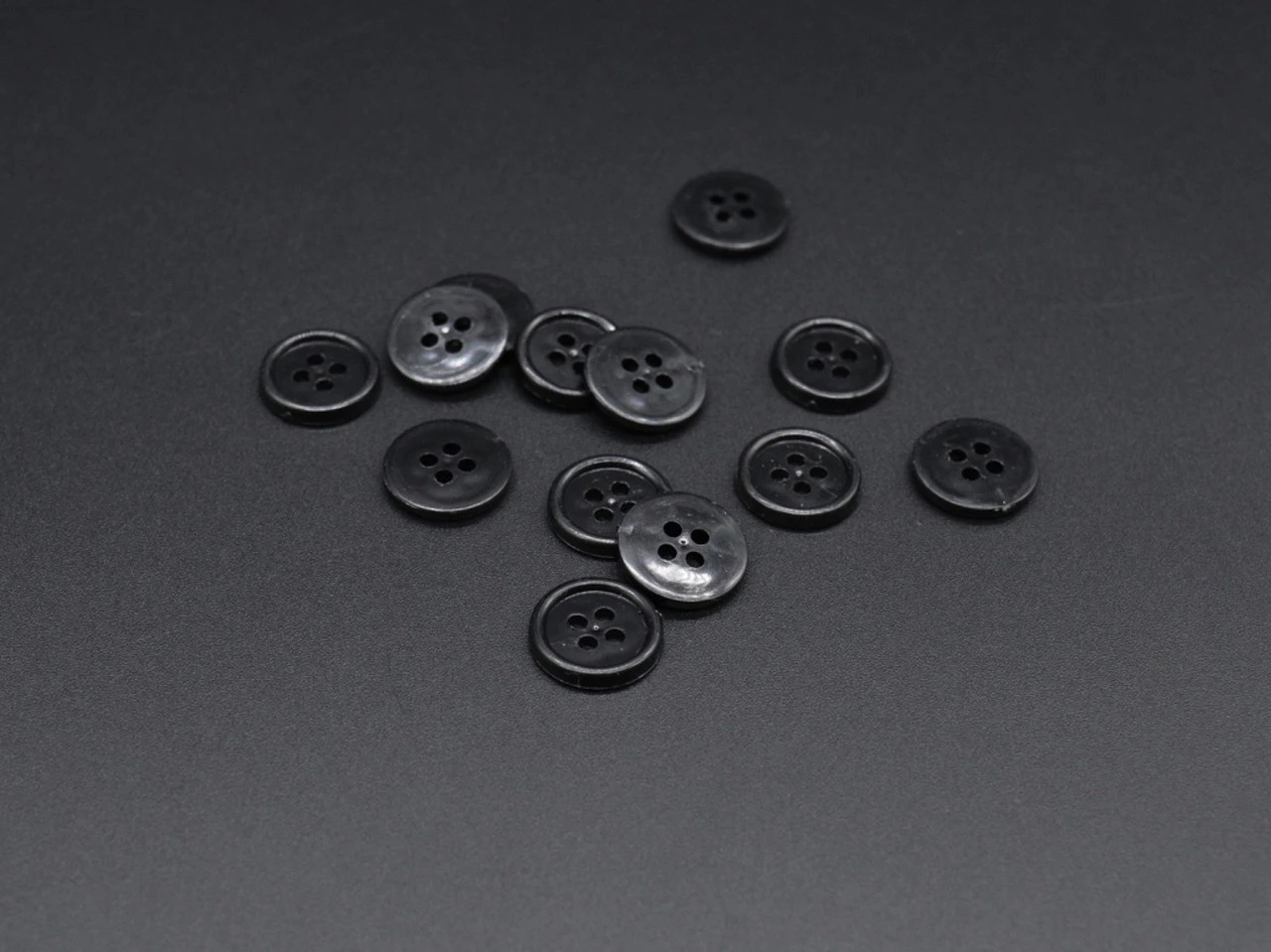 Гудзики пластикові, Квіти, 15мм, Колір "чорний" - 2