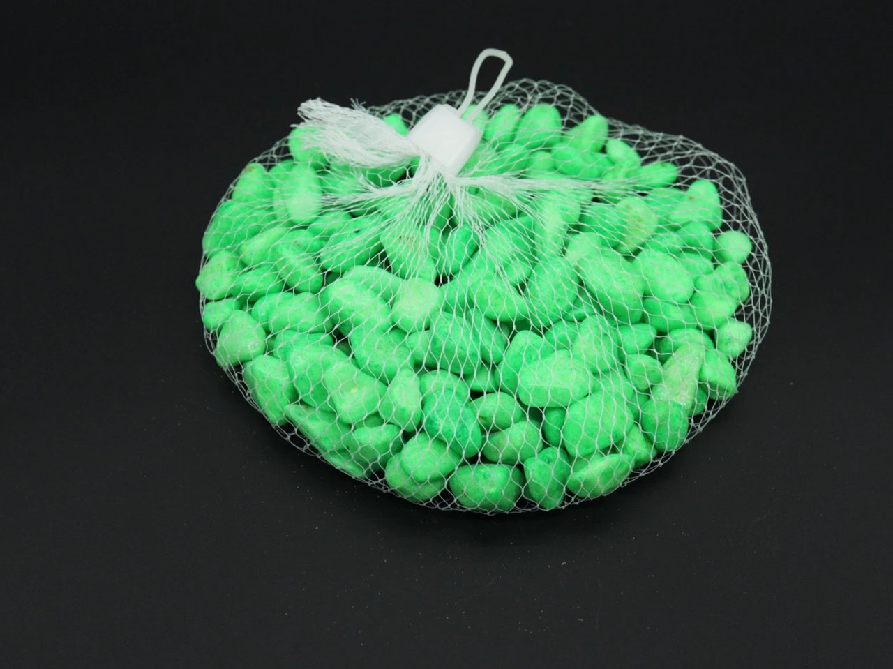 Камінчик декоративний великий, 500 грам, Колір "зелений"