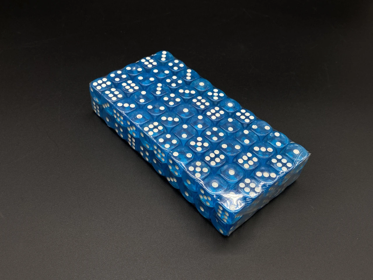 Гральні кубики кістки пластикові, 14 мм, Колір "блакитний" - 2