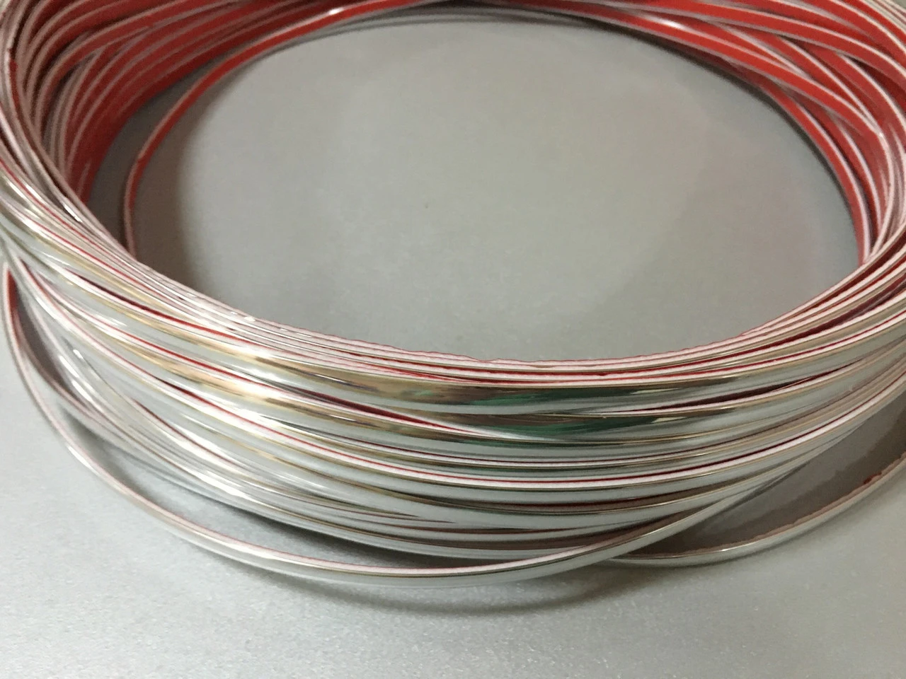 Молдинг ПВХ, декоративный мебельный, 6мм, Цвет «серебристый»