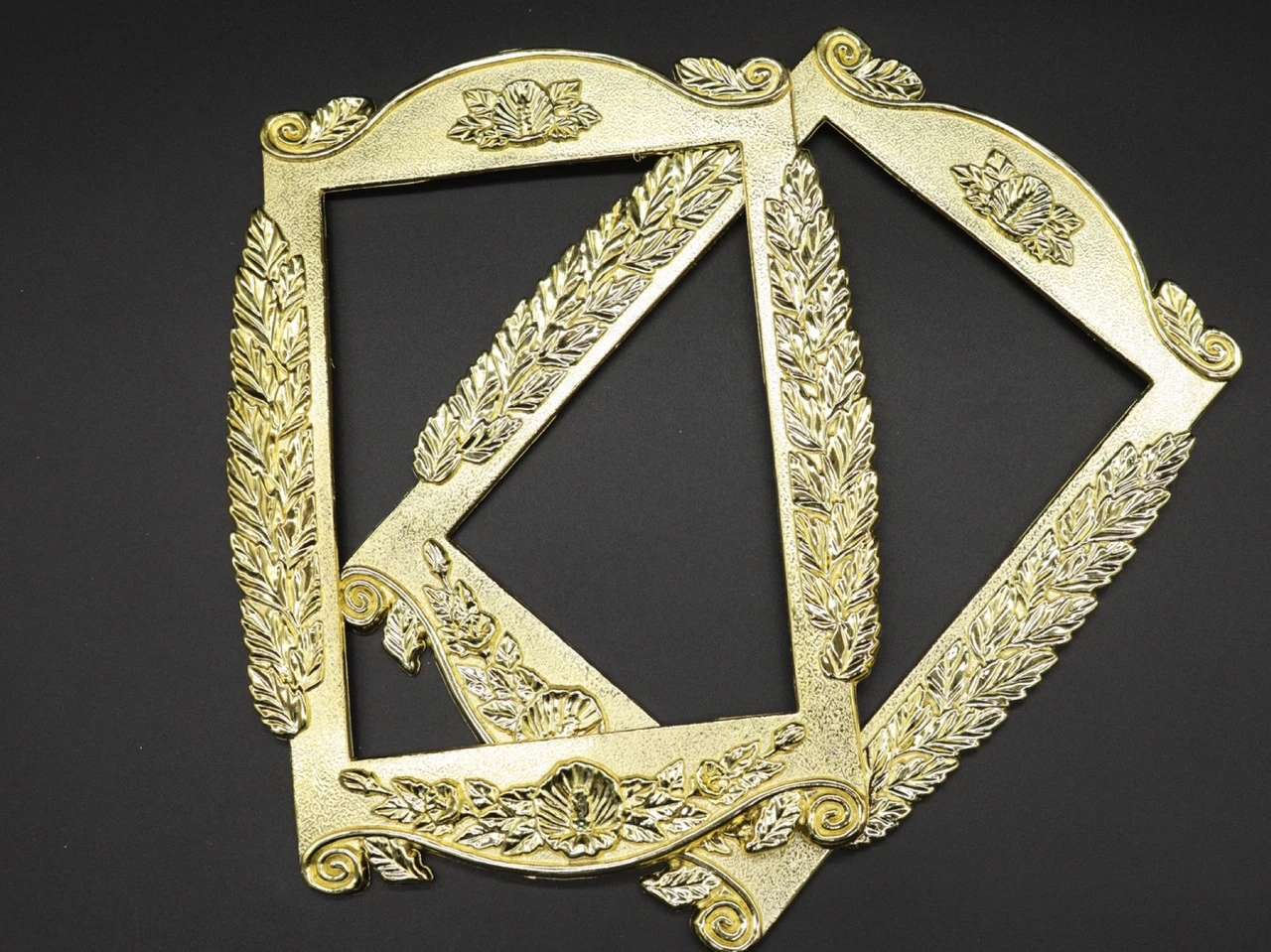 Рамка для фото пластикова, 11,5х15,5см, Колір "золотистий"