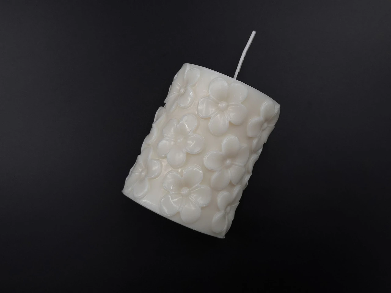 Свеча декоративная соевая «Цилиндр Цветы», 9см, 245 грамм