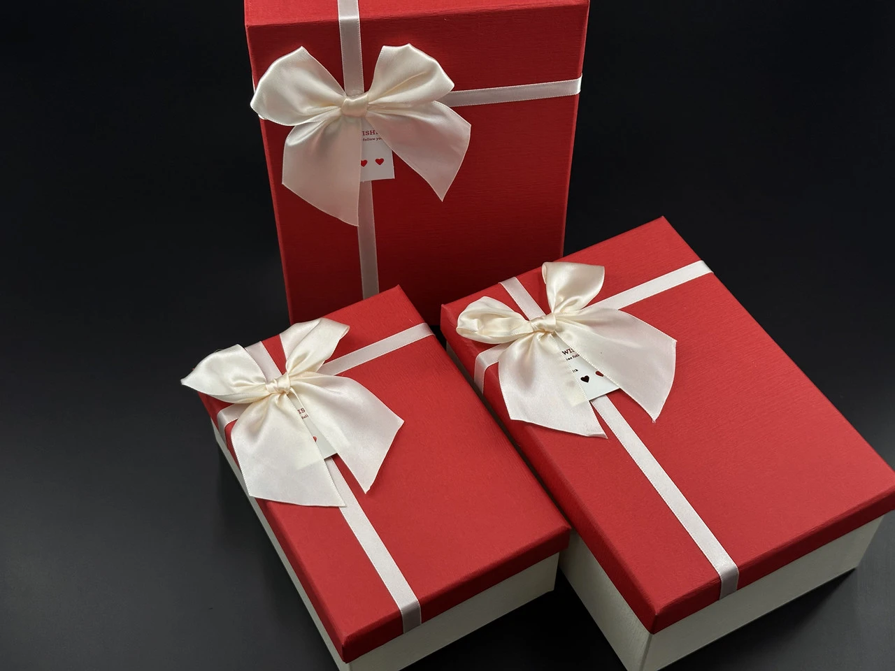 Коробка подарункова, 23х16х10см, Колір "червоний", 3шт