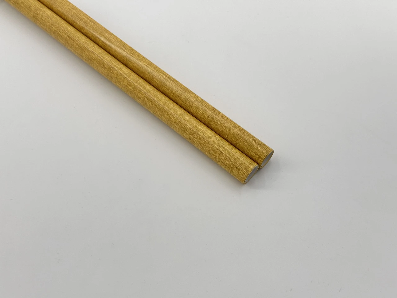 Бумага подарочная, 70х100см, Цвет «золотой», 2шт