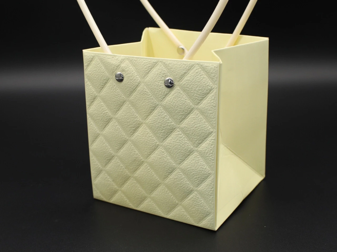 Коробка подарочная для цветов с ручкой, 13х11.5х11см, Цвет «желтый» - 2