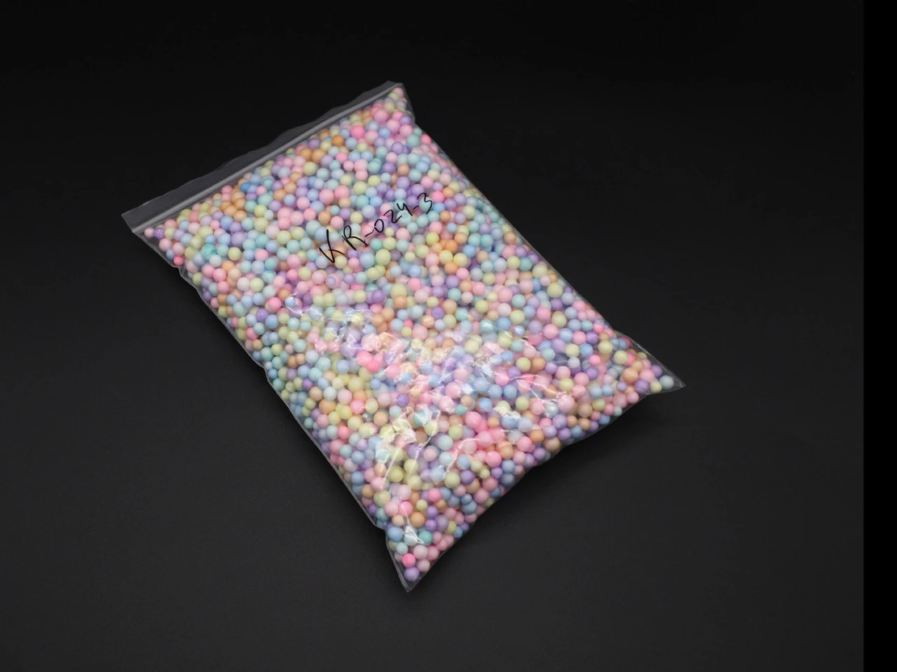 Наповнювач декоративний, Пінопластові кульки, Колір "кольоровий", 20грам - 2