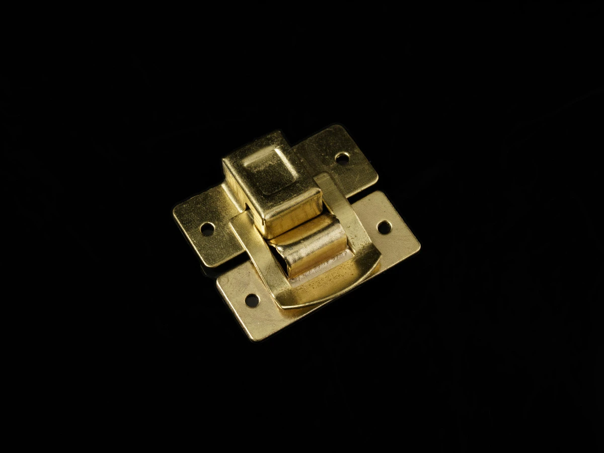 Замок для шахівниці, 34х30мм, Колір "золотистий"