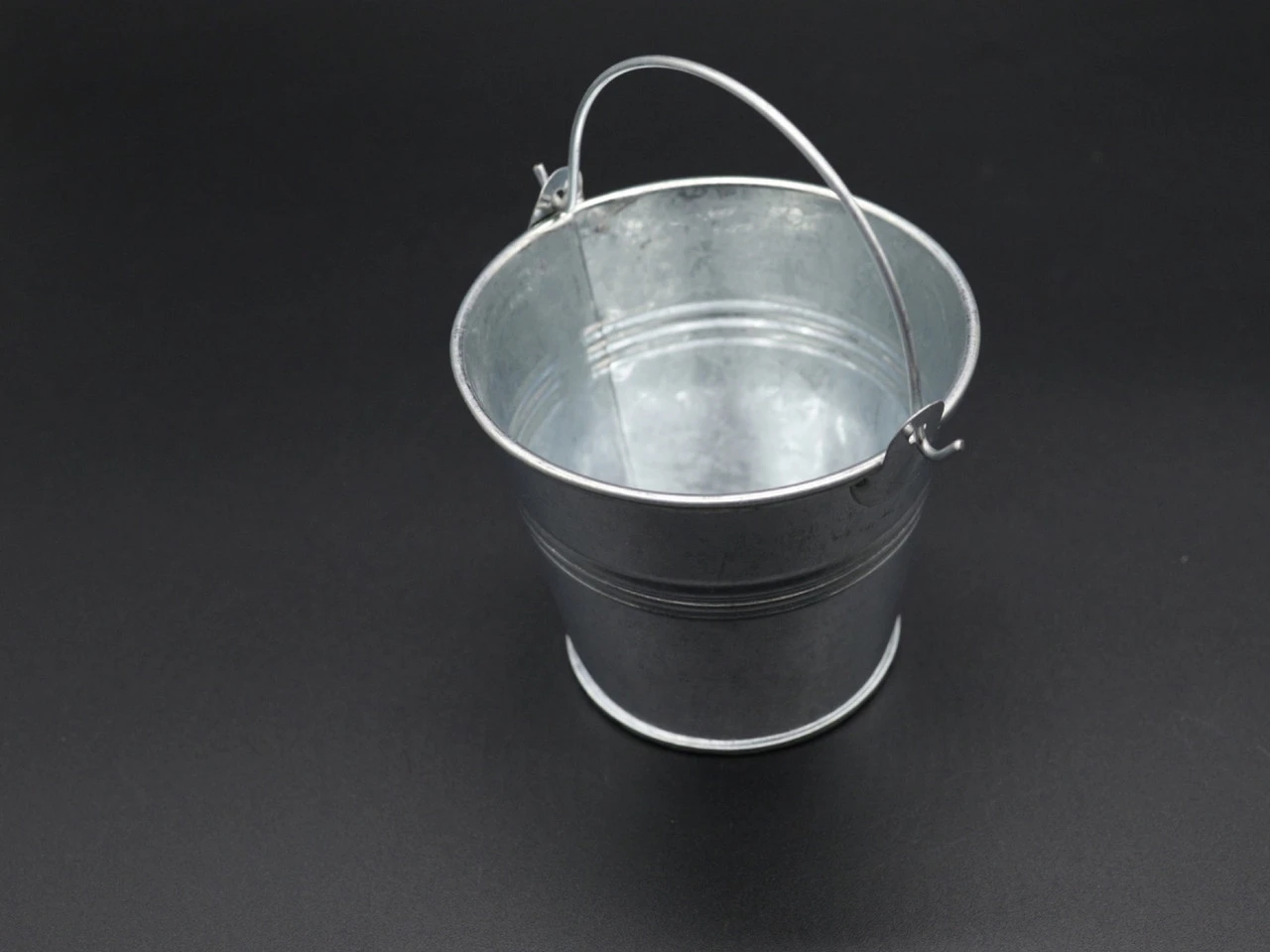 Ведерко декоративное металлическое, 8х7см, Цвет «цинк»