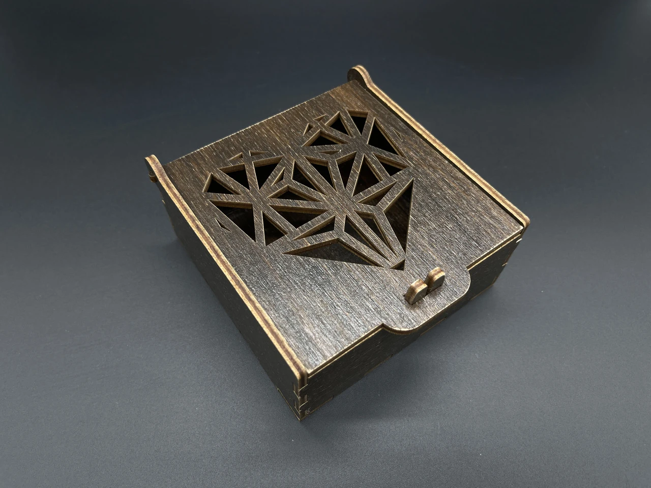 Купюрниця з фанери у формі скрині, 11х11х5см, Колір "коричневий"