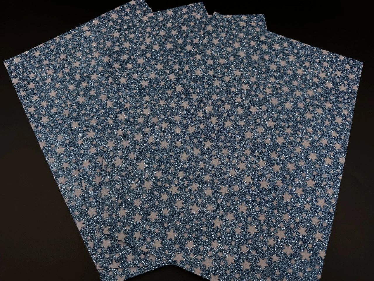 Фетр декоративный листовой глиттерный, 2мм, 30х20см, Цвет «синий»