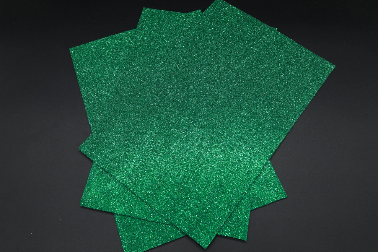 Фетр декоративный листовой глиттерный, 2мм, 30х20см, Цвет «зеленый»