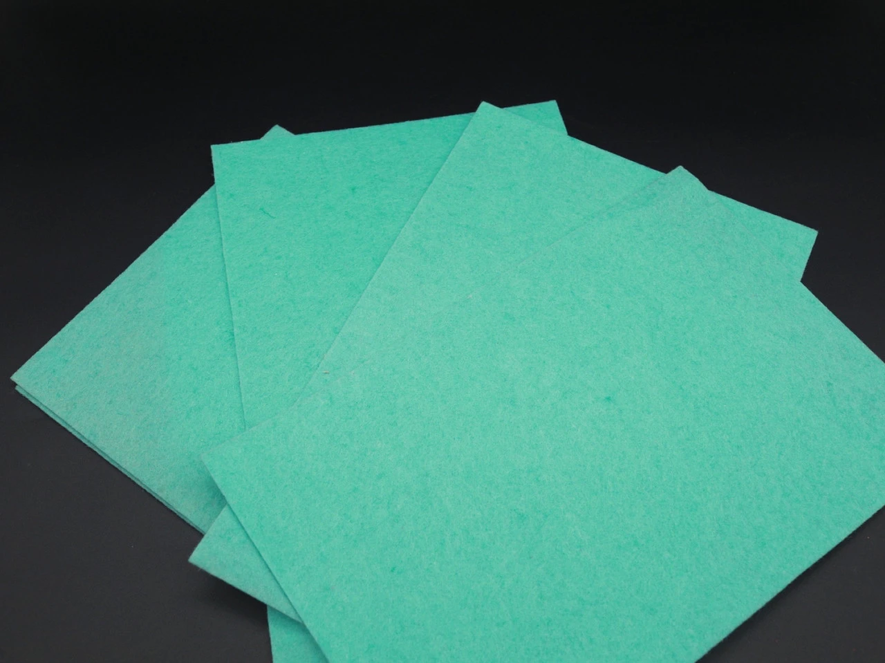 Фетр декоративный листовой глиттерный, 2мм, 30х20см, Цвет «бирюзовый»