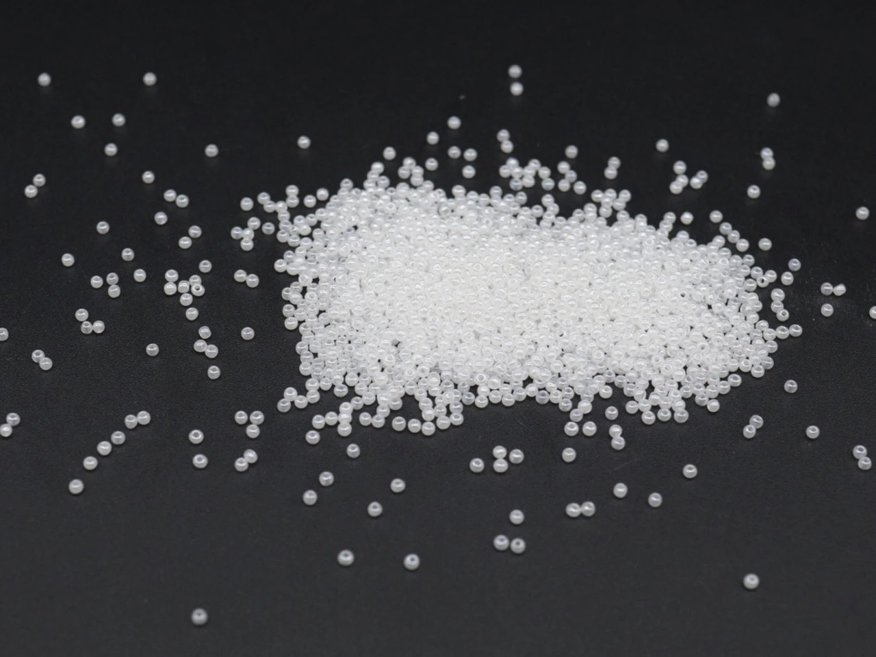 Бісер, Круглий, 1,9мм, 100г/уп, Колір "білий"