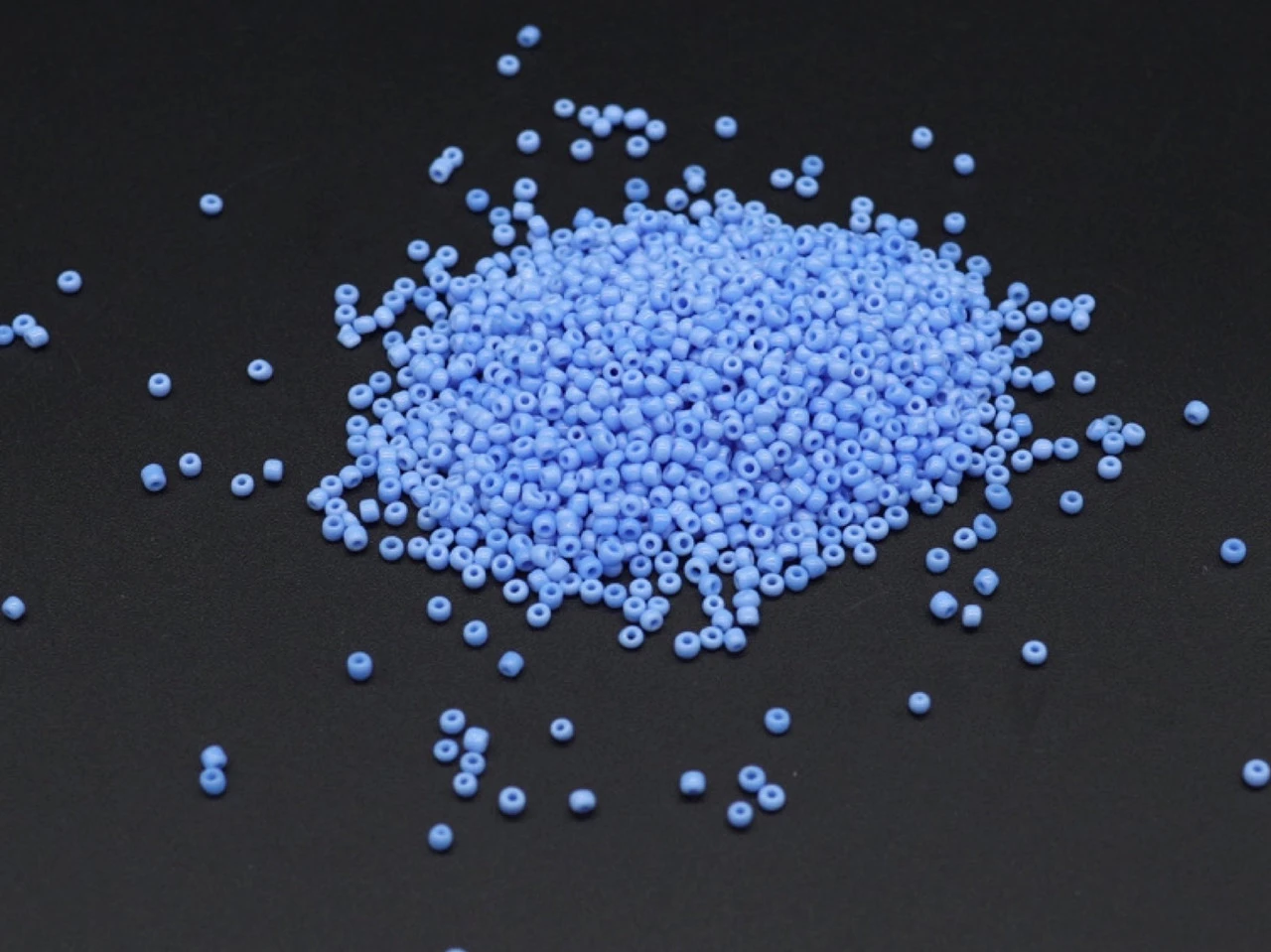 Бісер, Круглий, 2,3мм, 100г/уп, Колір "блакитний"