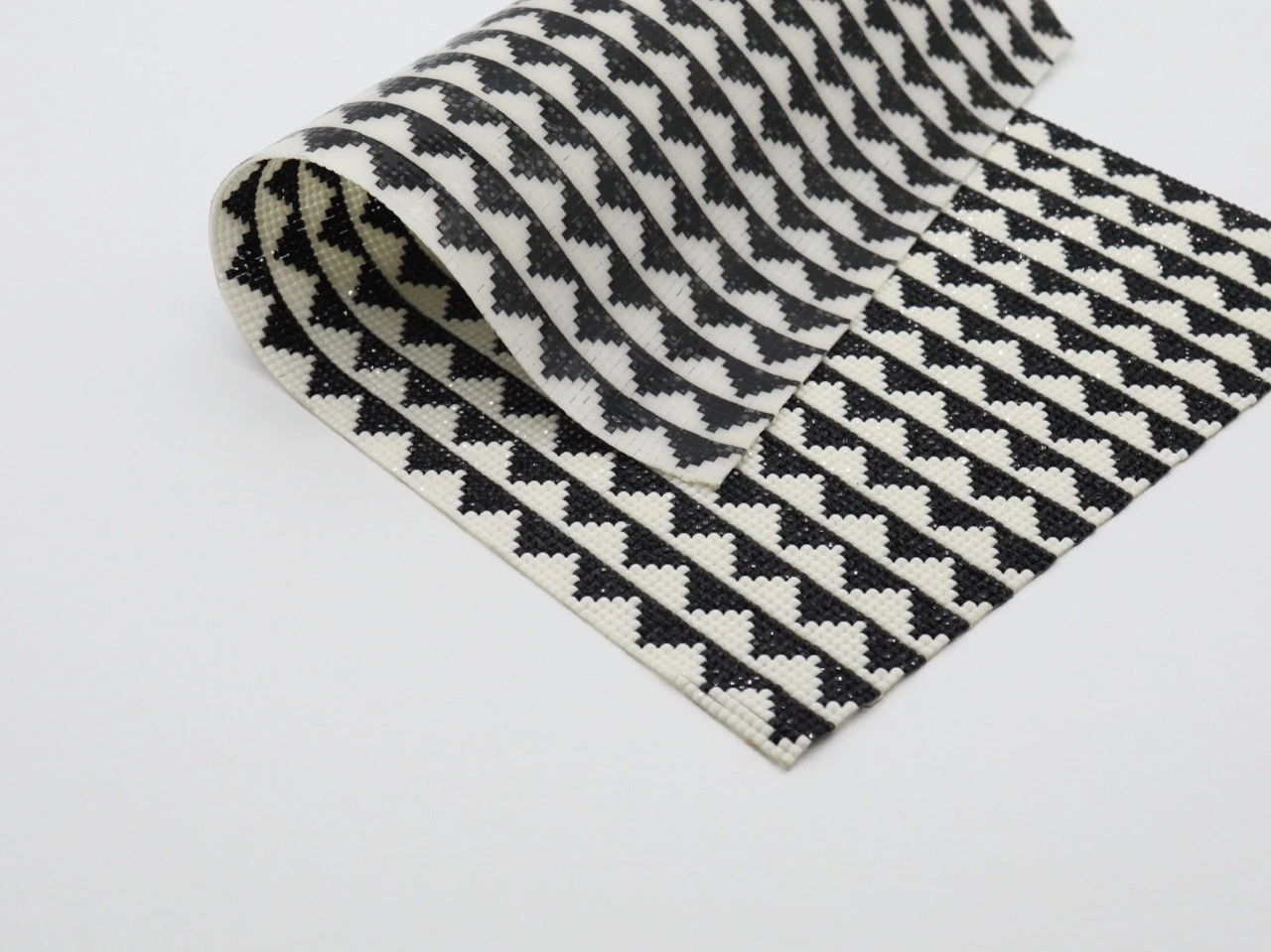 Стразовое полотно на силиконовой основе, 24х40см, Цвет «черно-белый»