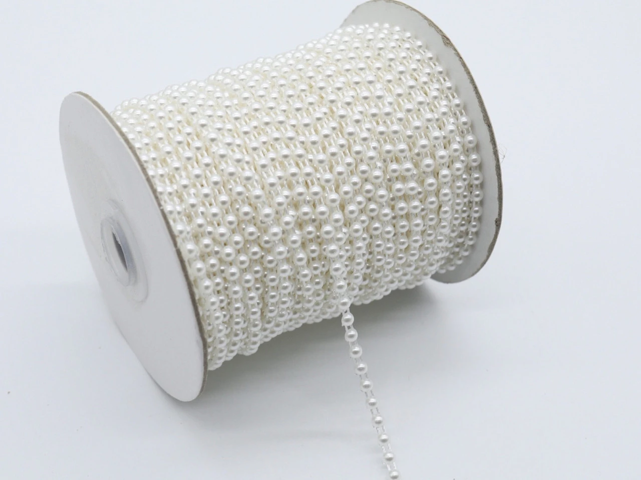 Лента из бусин, 4мм, Цвет «бежевый»