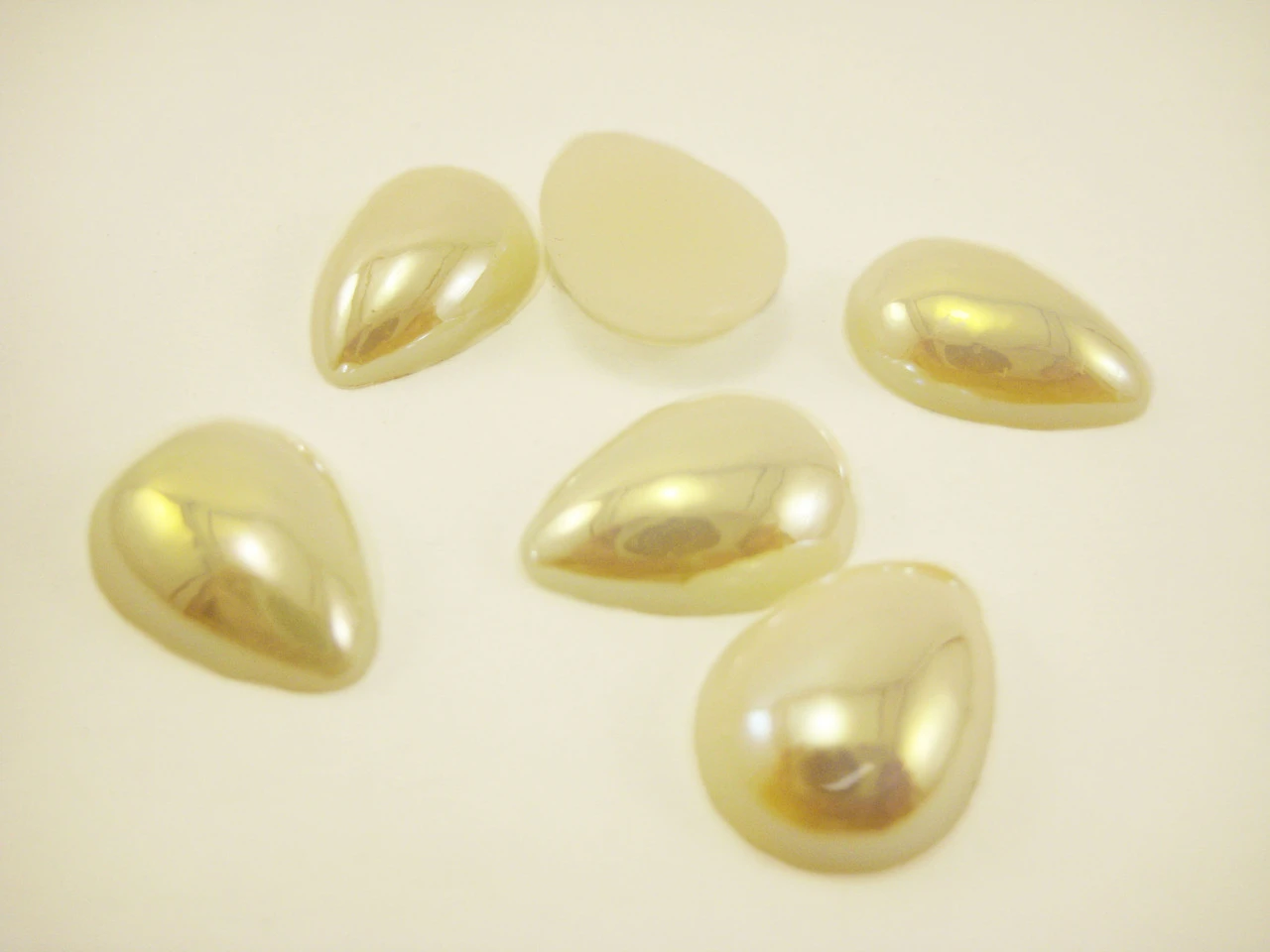 Полубусина декоративная «Капля», 8х13мм, Цвет «бежевый»