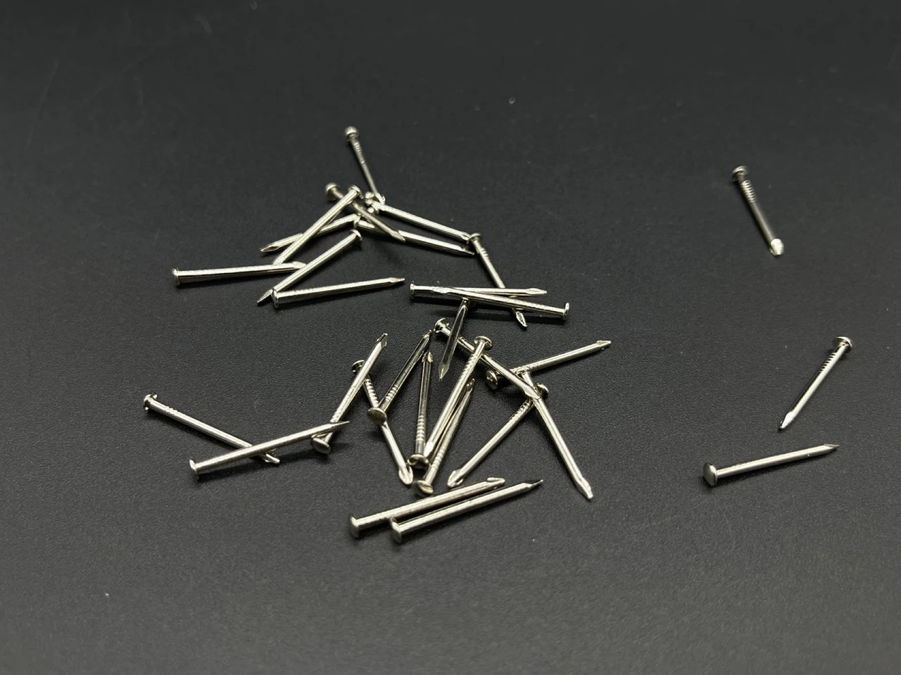 Гвозди декоративные, 1,4х22мм, Серебристый