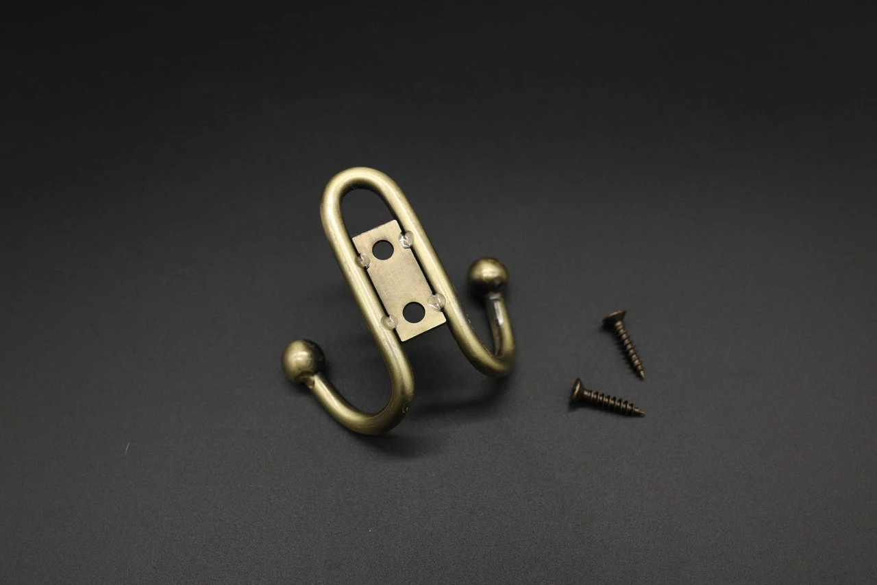 Крючок, 65х36мм, Цвет «старая латунь» - 2