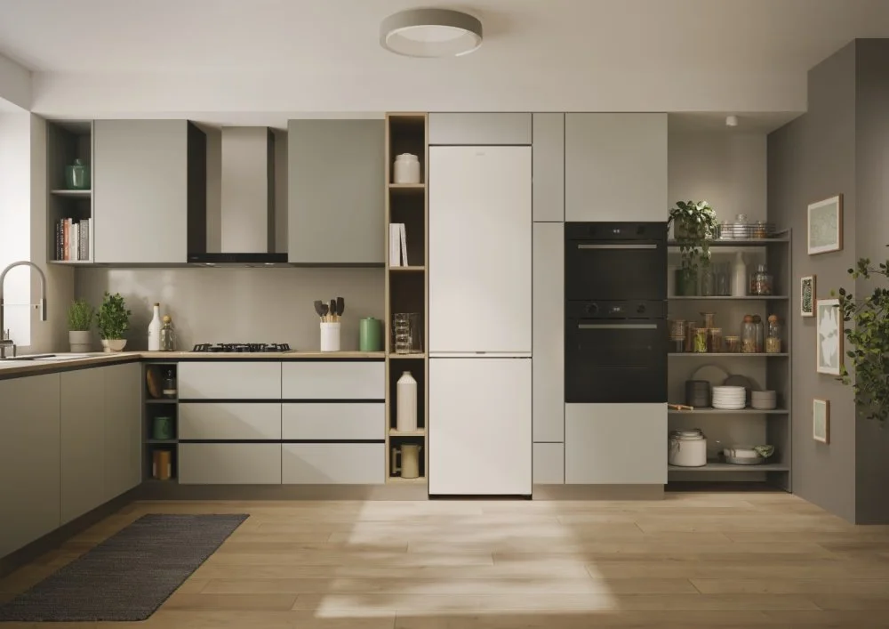 Холодильник Candy з нижн. мороз., 205x66.7х60, холод.відд.-289л, мороз.відд.-120л, 2дв., А+, NF, зон - 73