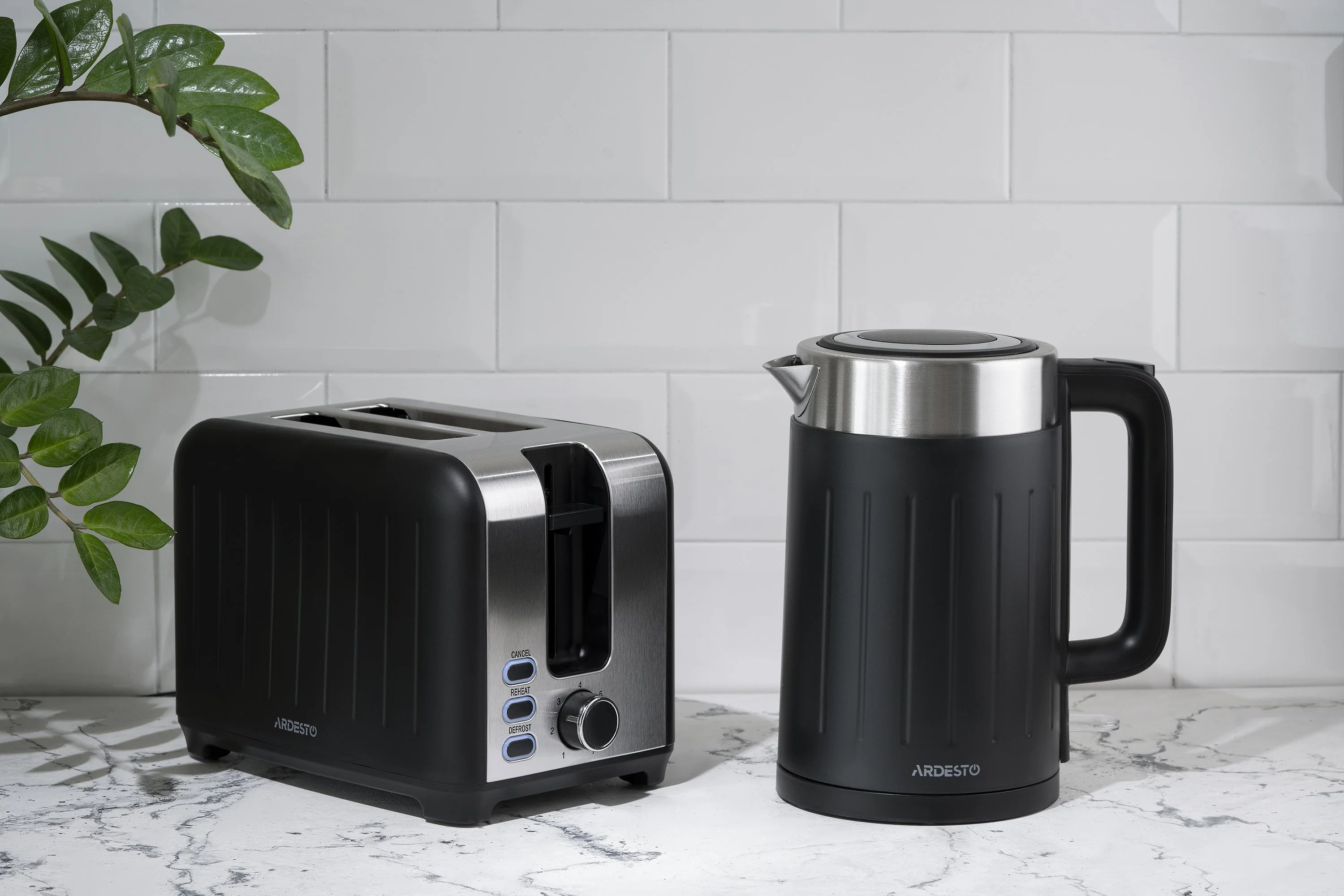 Електрочайник Ardesto 1.7л, Strix, подвійні стінки, чорний матовий - 3