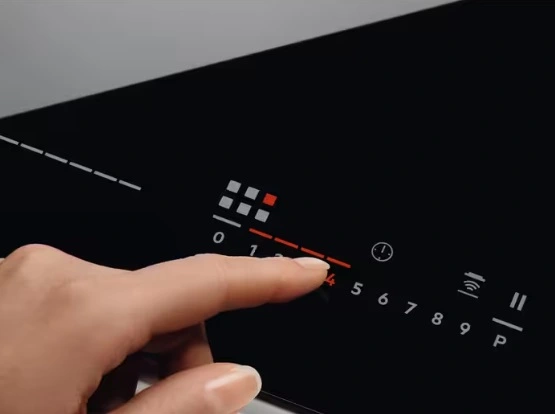 Варильна поверхня Electrolux індукційна, 80см, розширена зона, Hob2Hood, 6 конфорок, чорний - 2