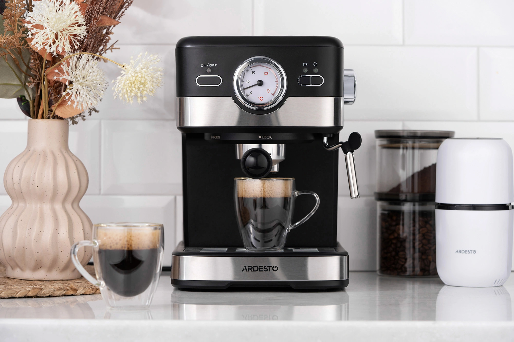 Кавоварка Ardesto ріжкова 1.5л, мелена, ручний капучинатор, чорно-сріблястий - 2