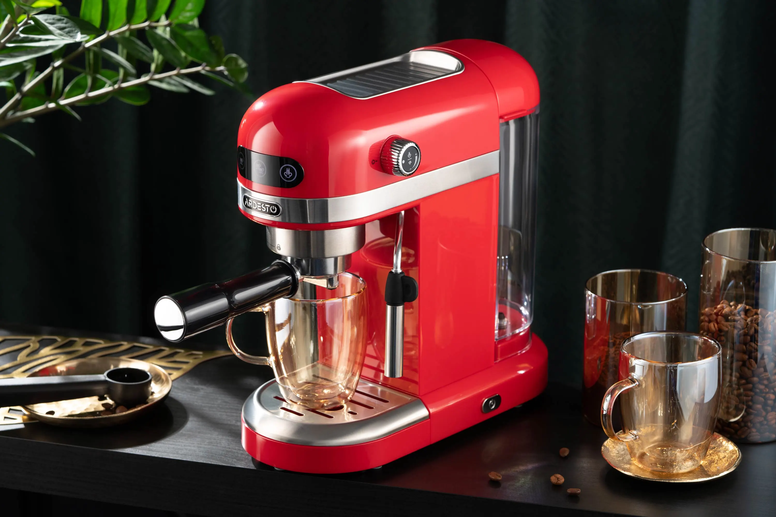 Кавоварка Ardesto ріжкова 1.4л, мелена, ручний капучинатор, підігрів чашок, червоний - 5