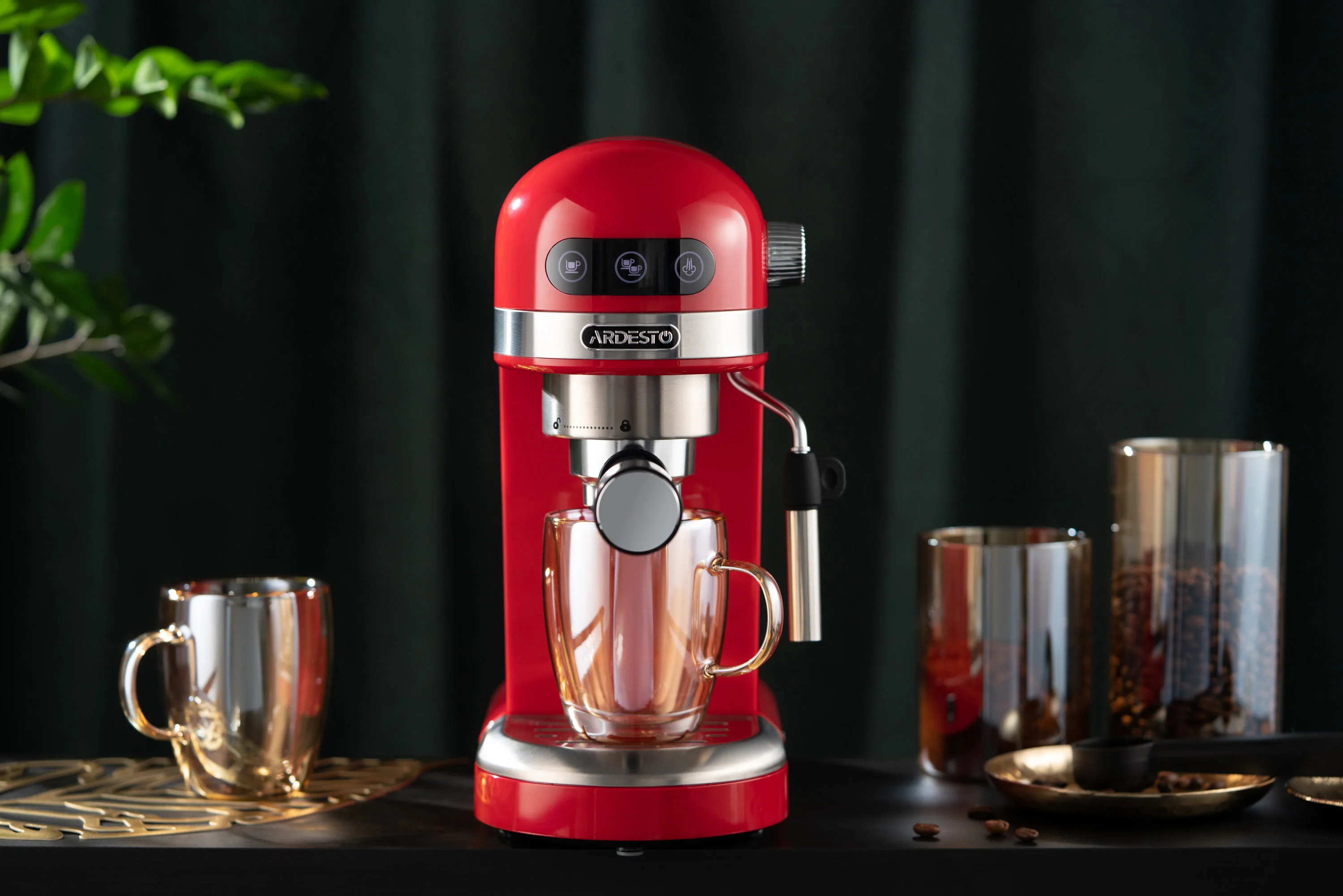Кавоварка Ardesto ріжкова 1.4л, мелена, ручний капучинатор, підігрів чашок, червоний - 6