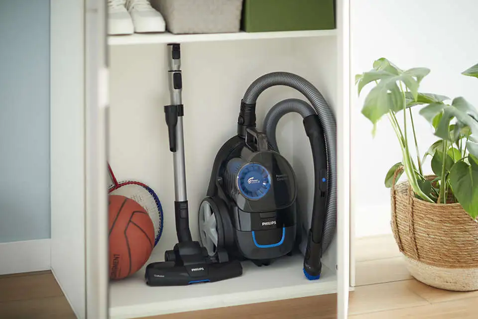 Пилосос Philips контейнерний PowerPro Compact, 900Вт, контейнер -1,5л, НЕРА13, чорний - 2