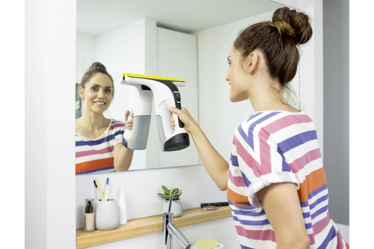 Пилосос Karcher віконний WV 6 Plus, вода -0,15л, автономія до 100хв, вага-0,76кг, білий - 2