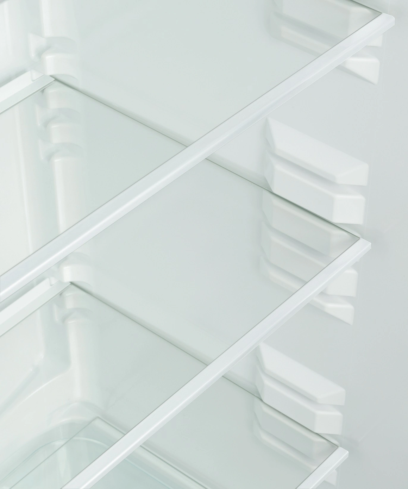 Холодильник Snaige з нижн. мороз., 194.5x60х65, холод.відд.-233л, мороз.відд.-88л, 2дв., A++, ST, че - 7