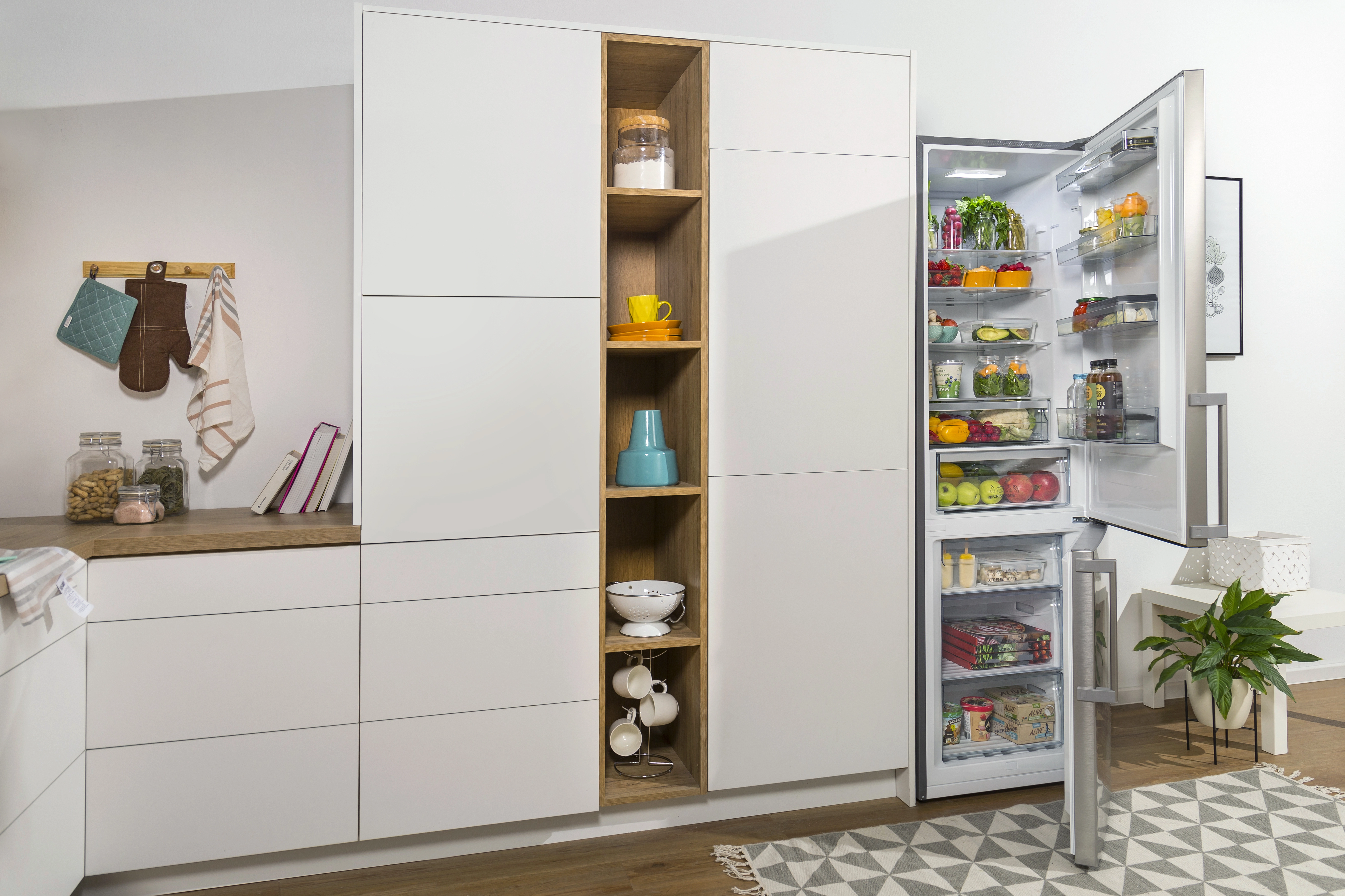 Холодильник з нижн. мороз. камерою Gorenje NRC6204SXL5M, 178х66х60см, 2 двері, 255( 106)л, А++, NF+, - 22