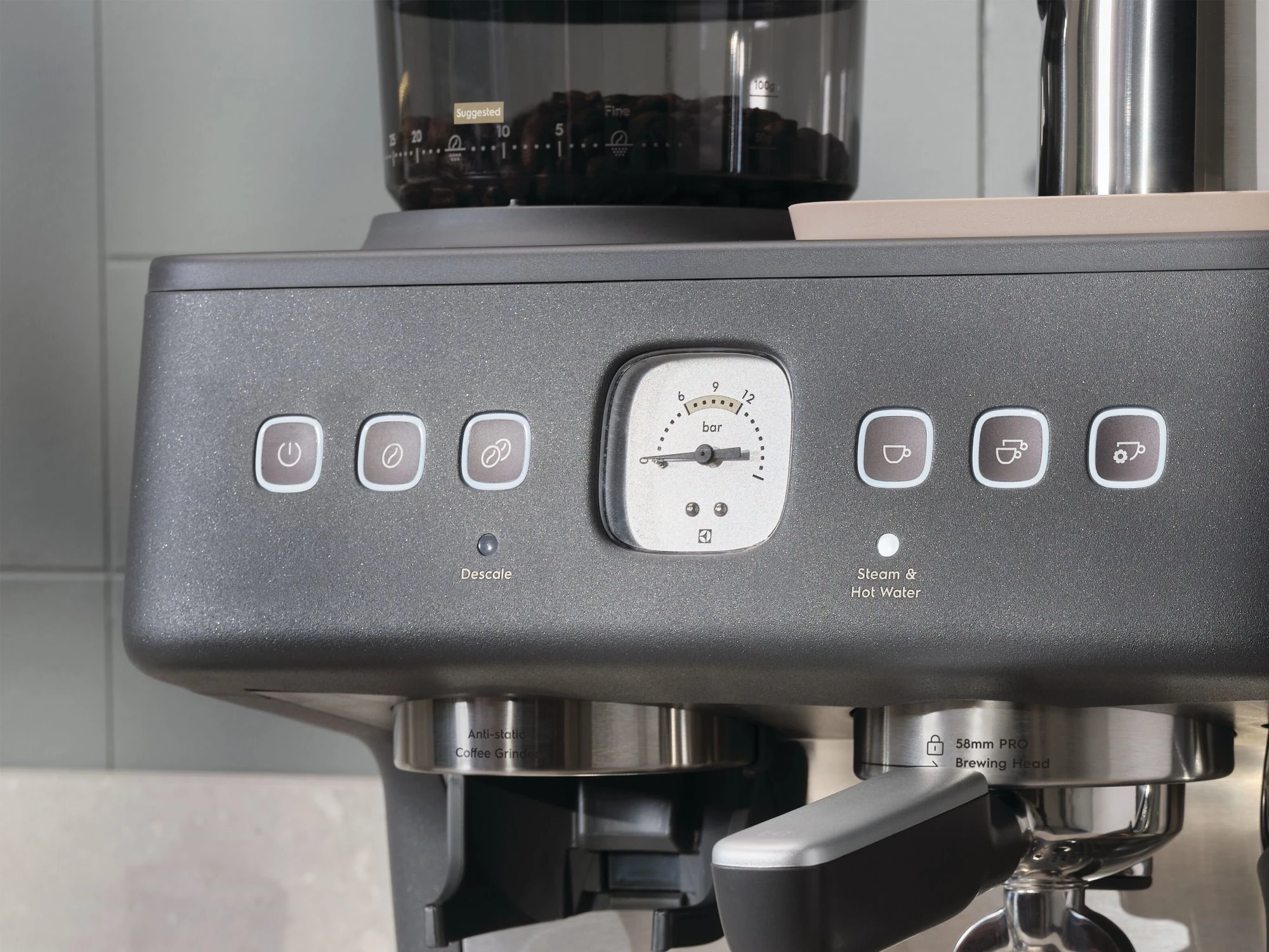 Кавоварка Electrolux ріжкова, 3л, зерно+мелена, ручний капуч, кавомолка, підігрів чашок, подача гар. - 6