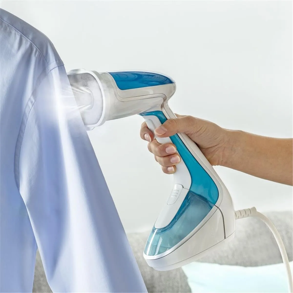 Відпарювач Tefal компактний Pure Tex 4в1 , 1700Вт, 200мл, постійна пара - 30гр, керамічна підошва, б - 9
