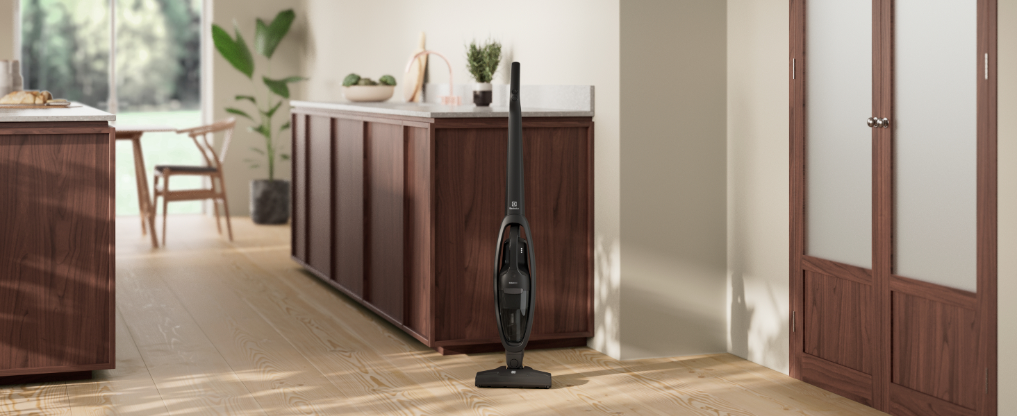 Пилосос Electrolux безпровідний, контейнер -0,3л, автономія до 45хв, вага-2,65кг, НЕРА, 2в1, тур - 2