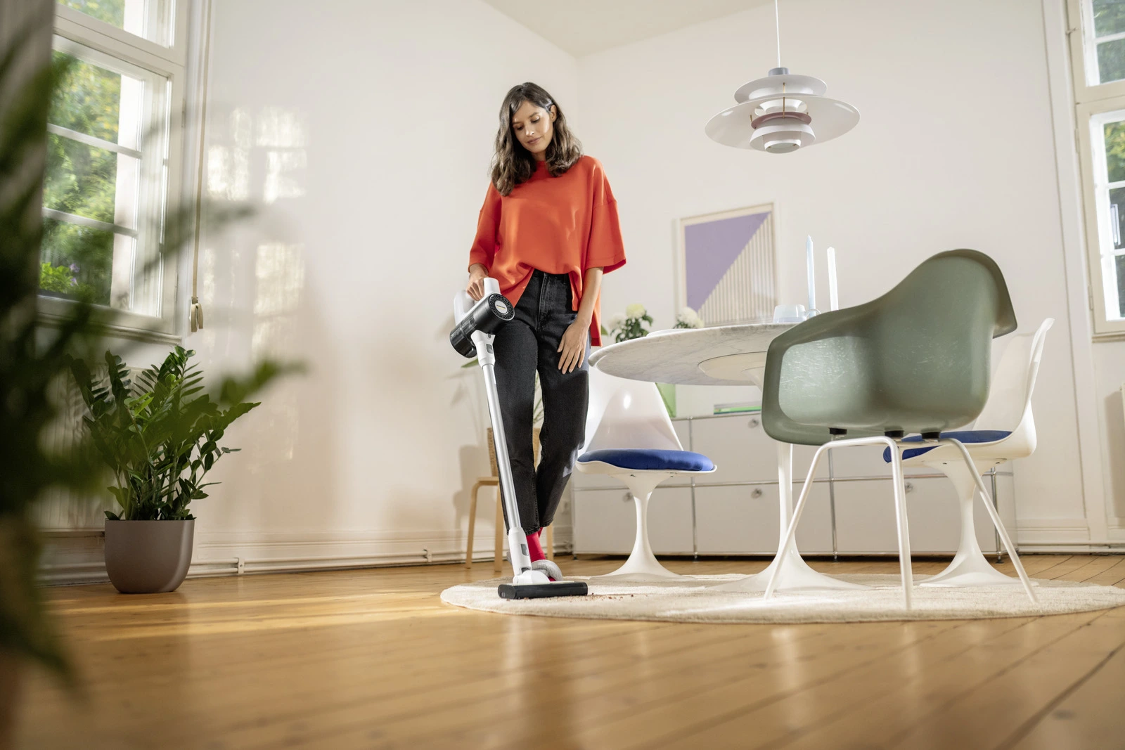 Пилосос Karcher безпровідний KVA 2, контейнер -0,6л, автономія до 40хв, вага-2,06кг, білий - 2